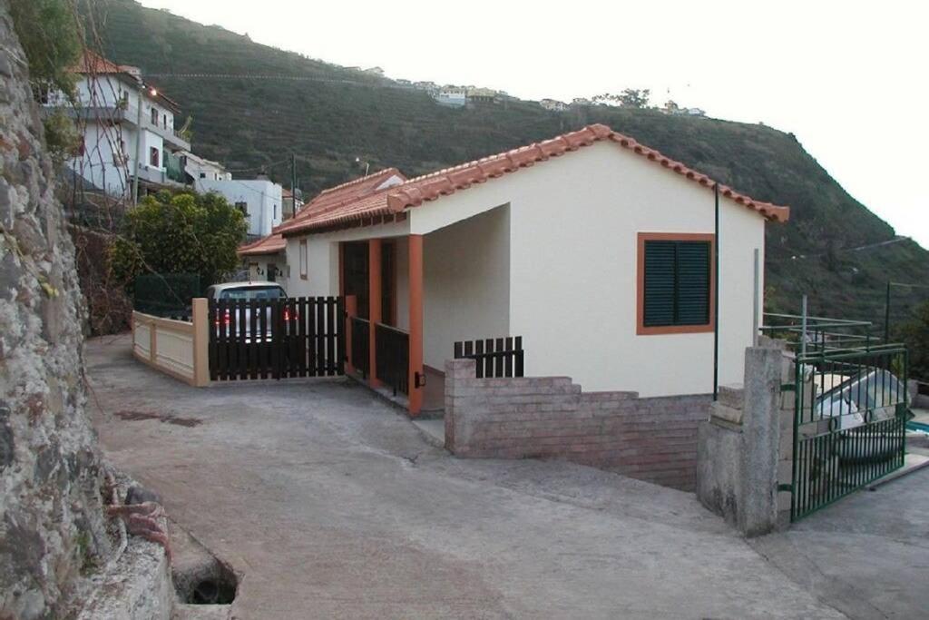 Casa Pedra Cottage Sea And Mountain Views Plus Pool Arco da Calheta  Exteriér fotografie
